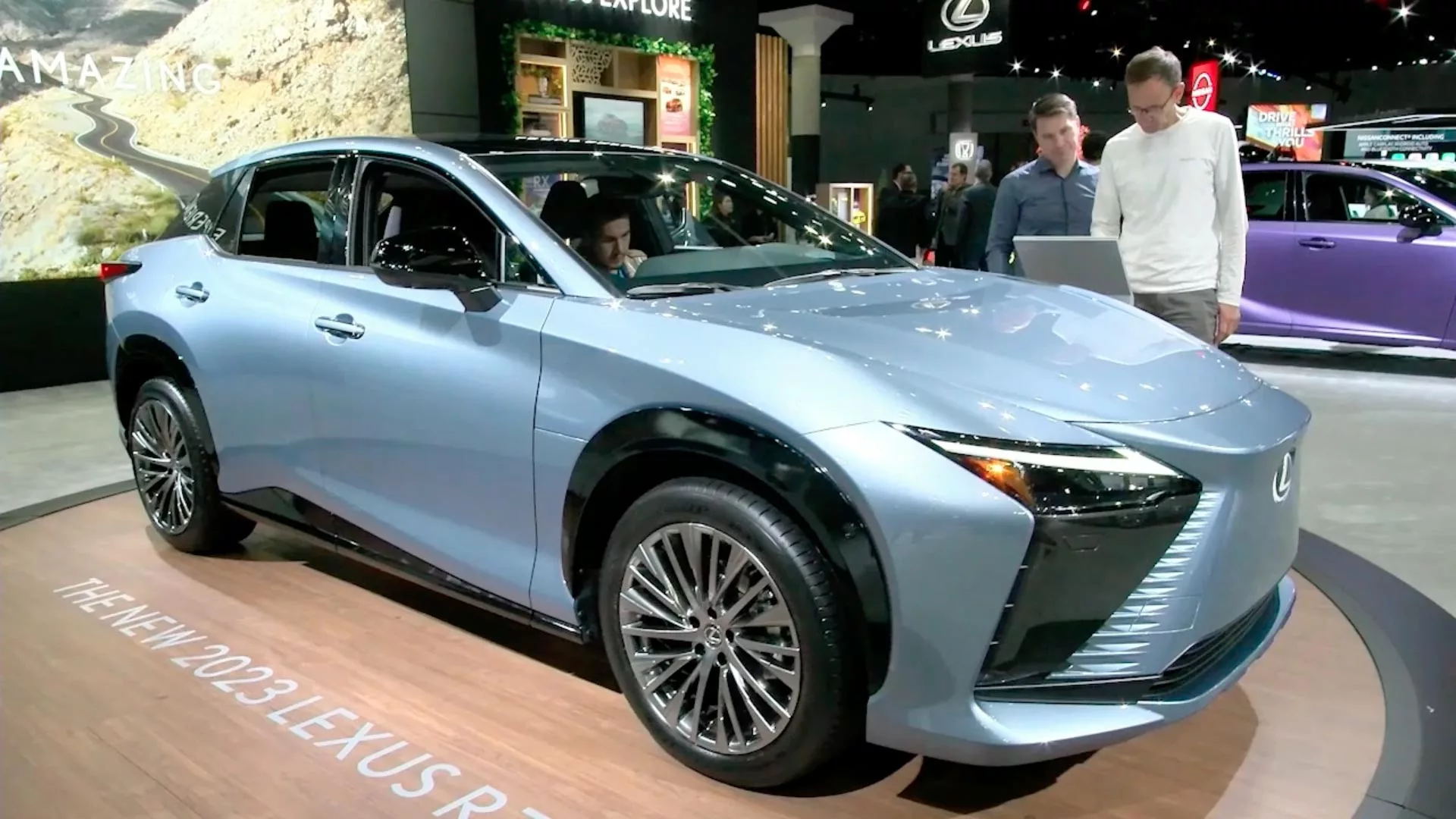 Lexus - RZ